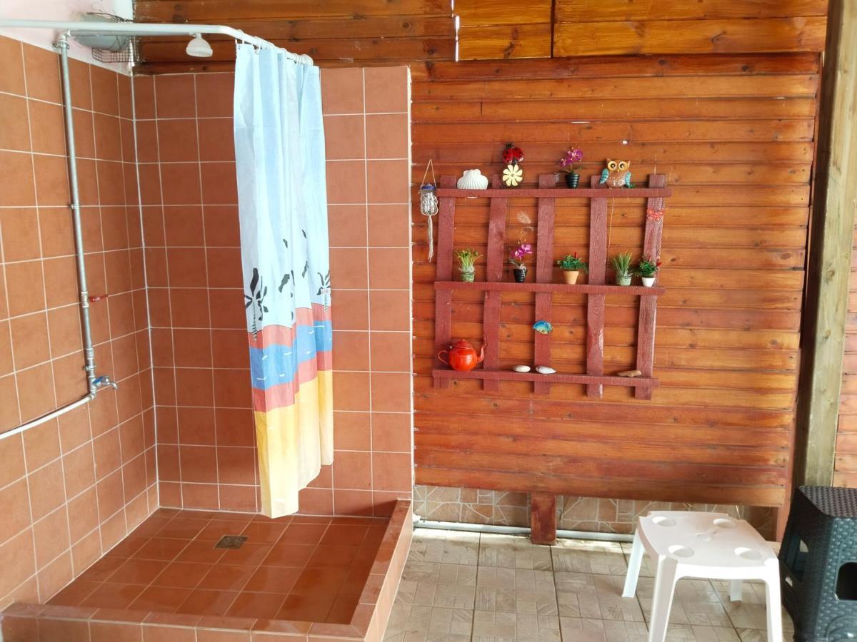 Maria Lemoni Swimming Pool Apartment Nea Skioni Exterior foto
